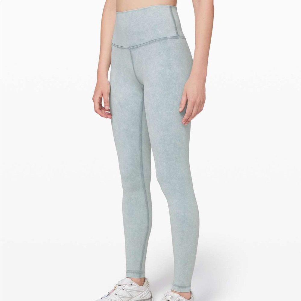 Lululemon NWT Wunder Under 28” Snow Washed WCHM 12